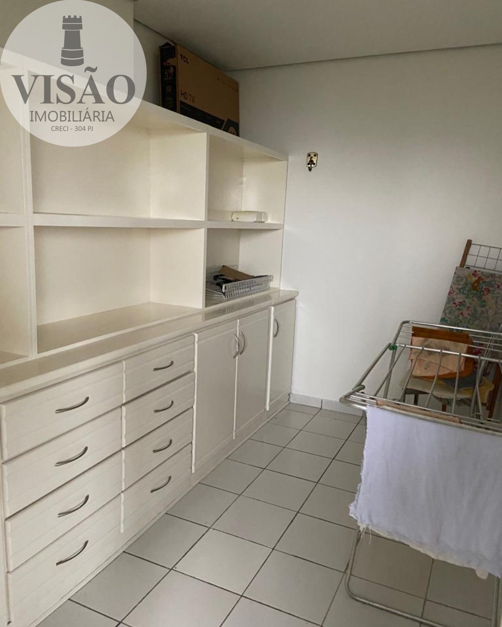 Apartamento para alugar com 4 quartos, 220m² - Foto 3