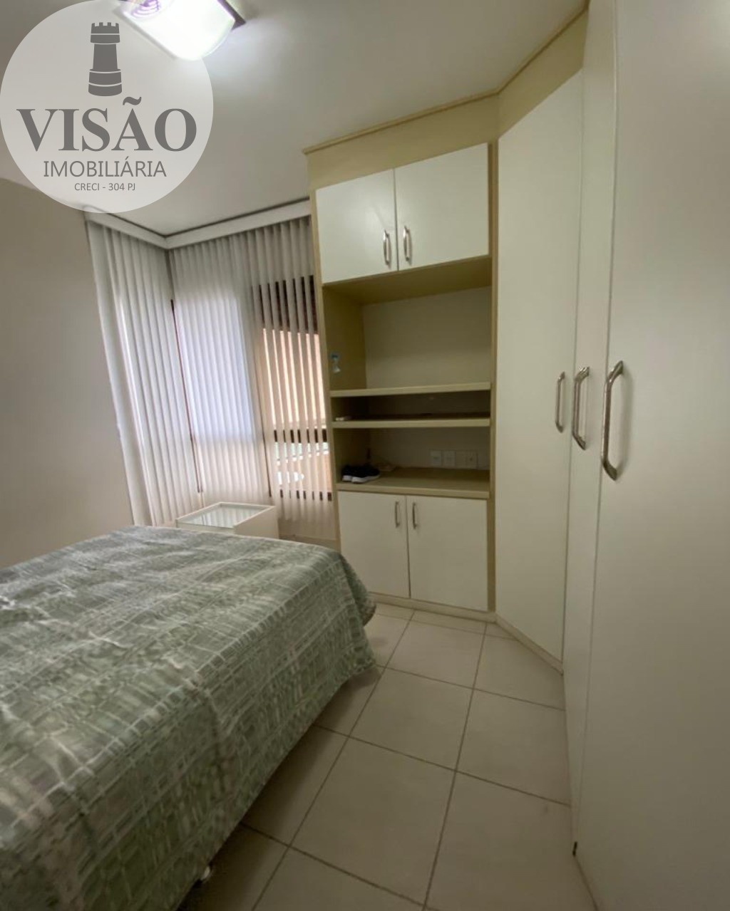 Apartamento para alugar com 4 quartos, 220m² - Foto 7