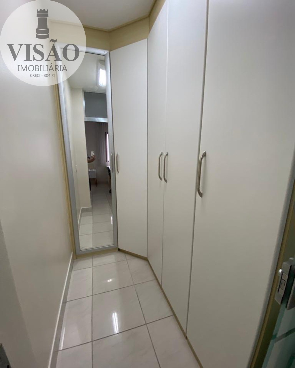 Apartamento para alugar com 4 quartos, 220m² - Foto 26