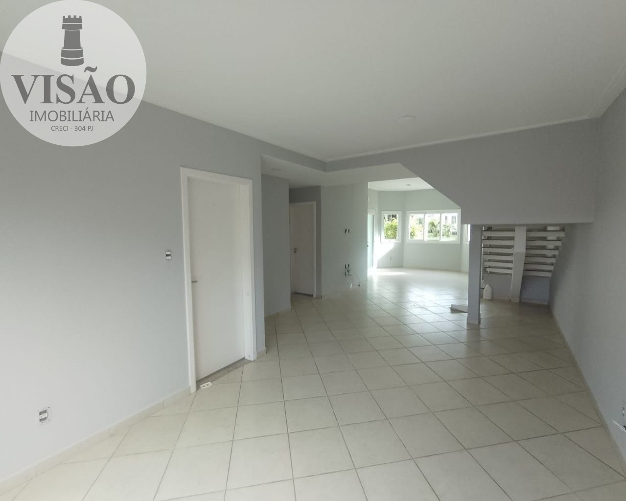 Casa à venda com 4 quartos, 270m² - Foto 4