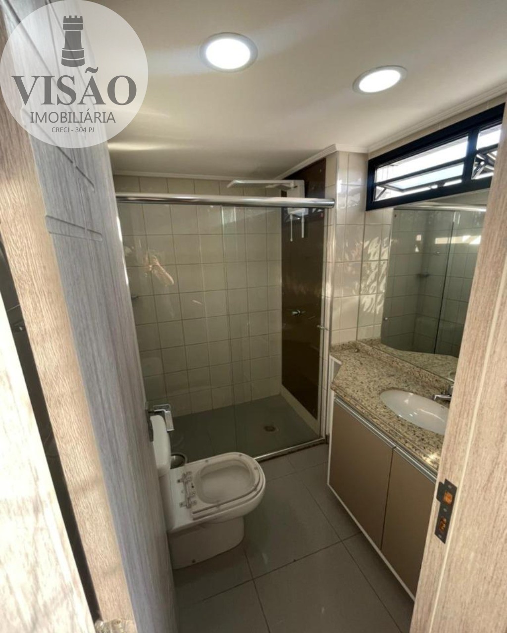 Apartamento à venda com 4 quartos, 221m² - Foto 17