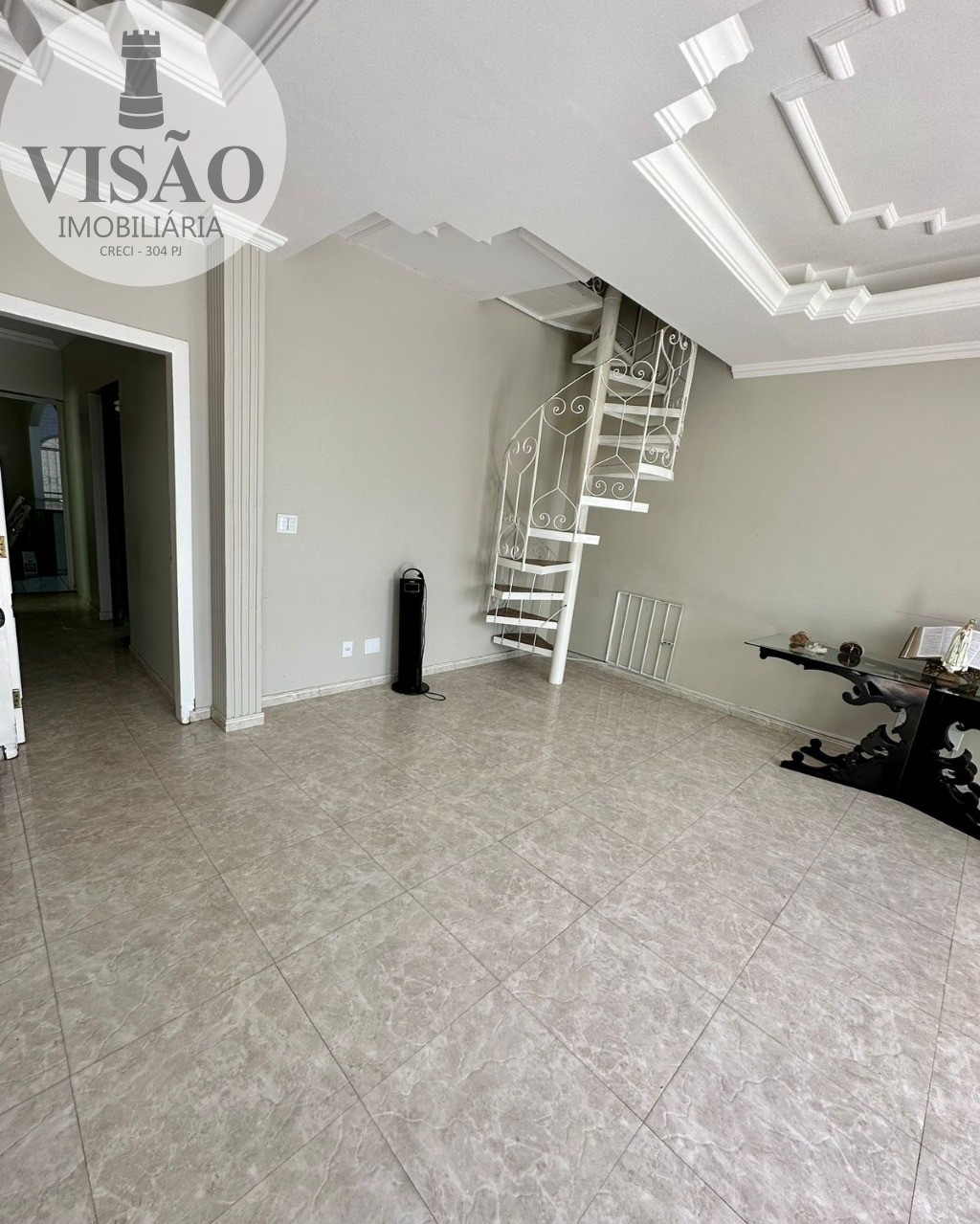 Casa à venda com 3 quartos, 420m² - Foto 5