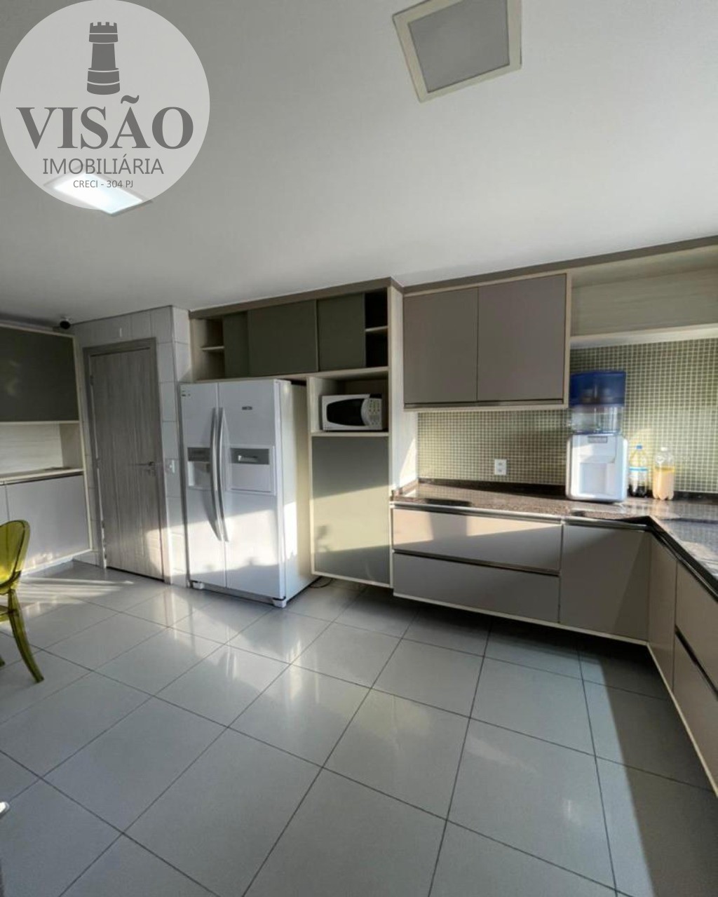 Apartamento à venda com 4 quartos, 221m² - Foto 9