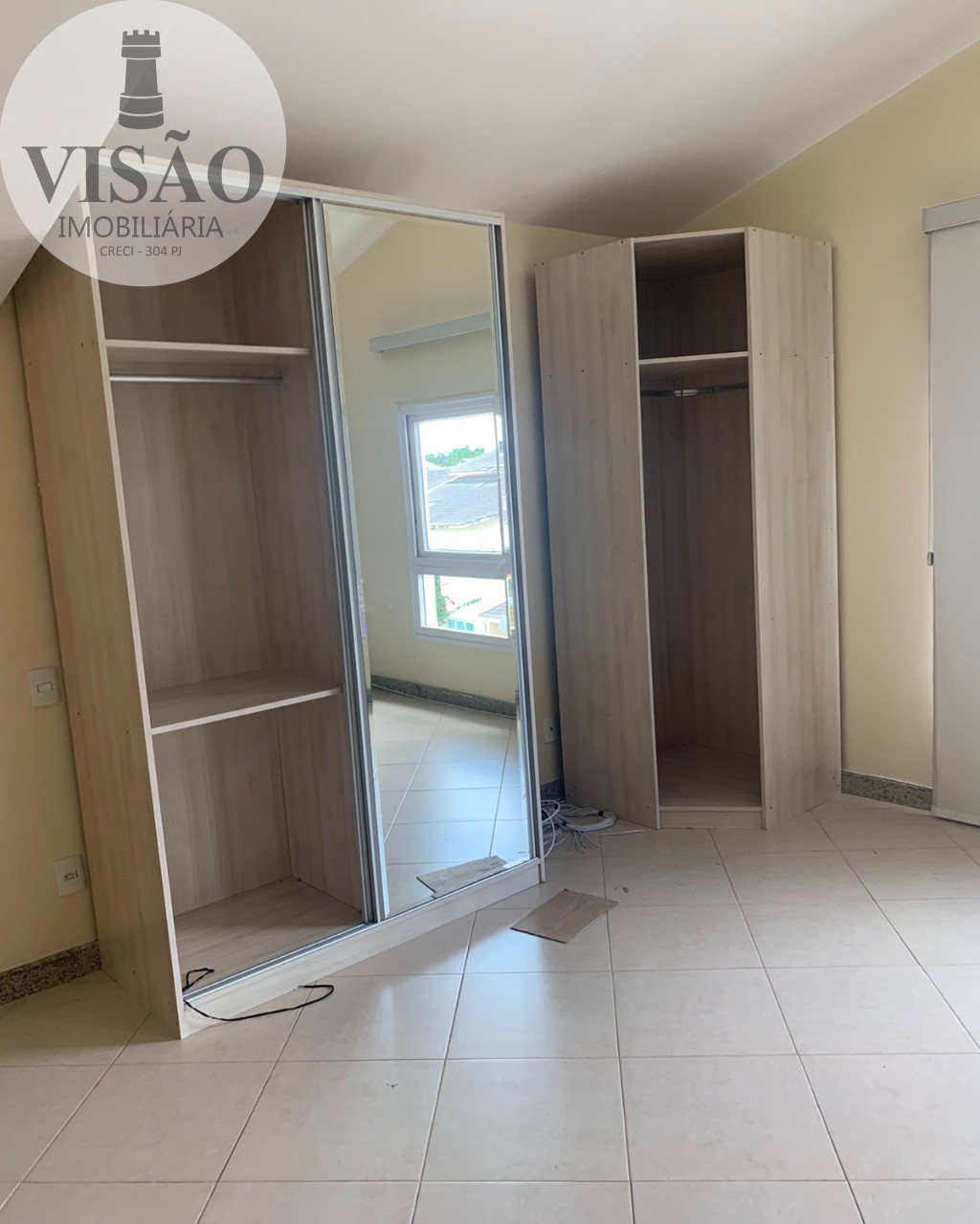 Casa à venda com 4 quartos, 240m² - Foto 9