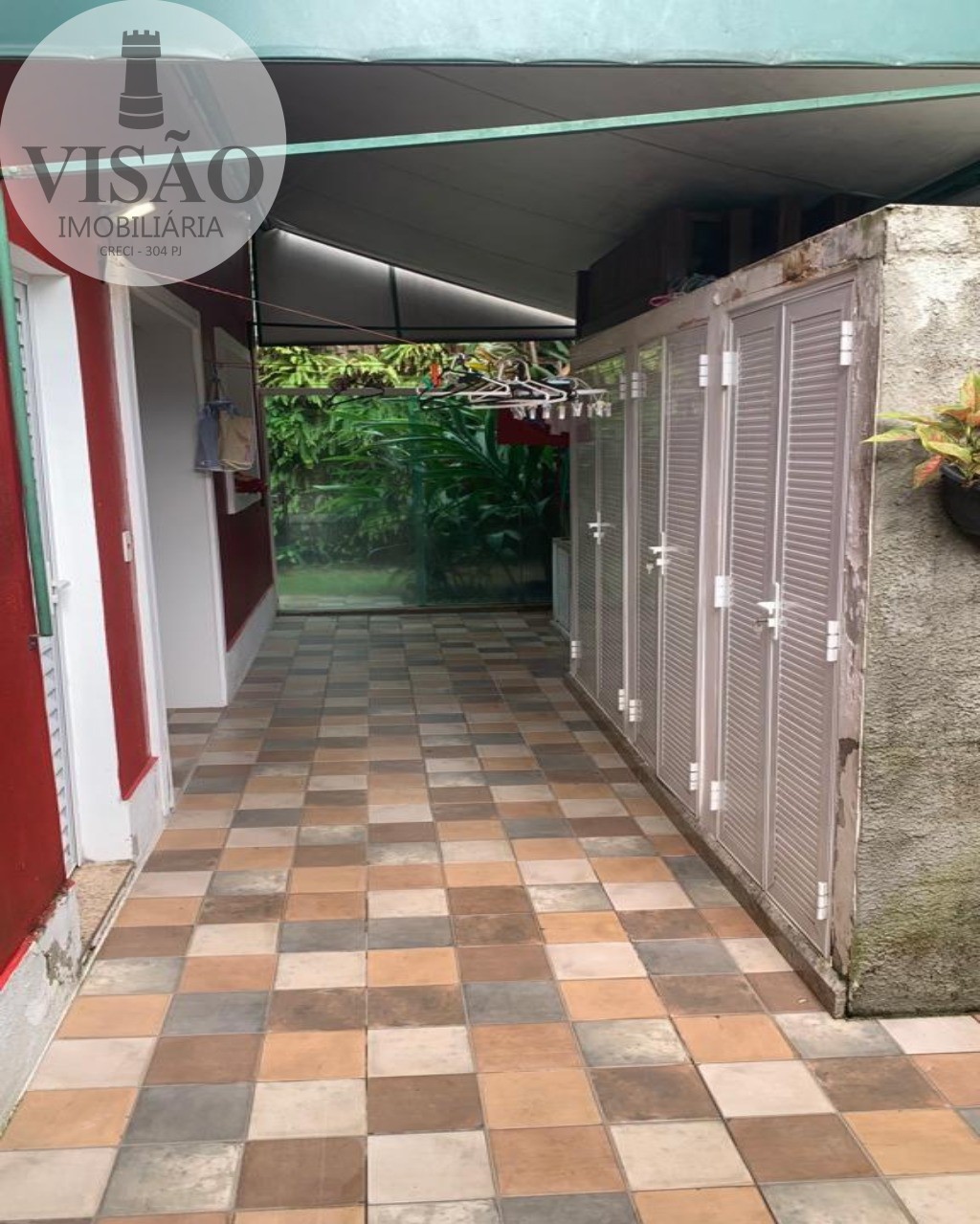 Casa à venda com 4 quartos, 270m² - Foto 3