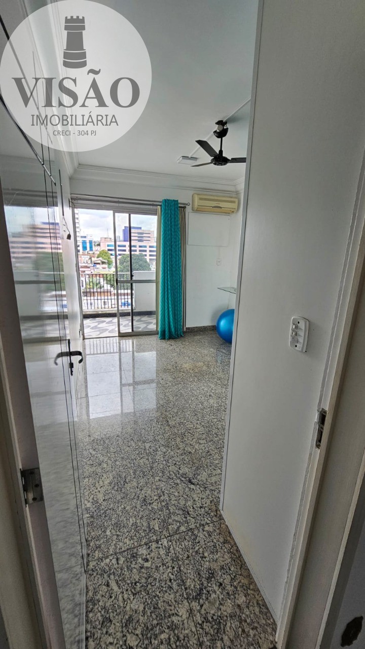 Apartamento à venda com 3 quartos, 140m² - Foto 11