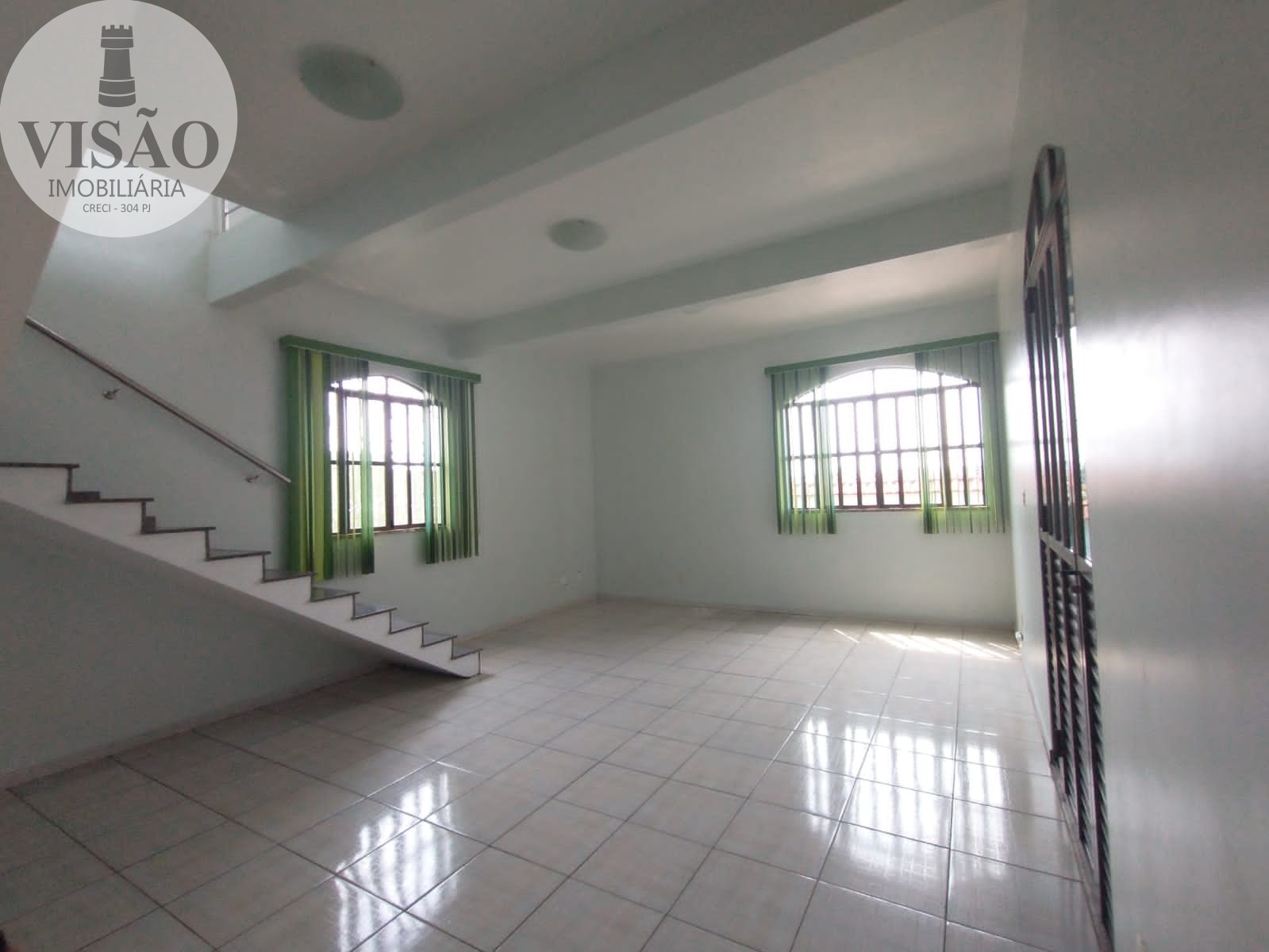 Casa à venda com 3 quartos, 360m² - Foto 17