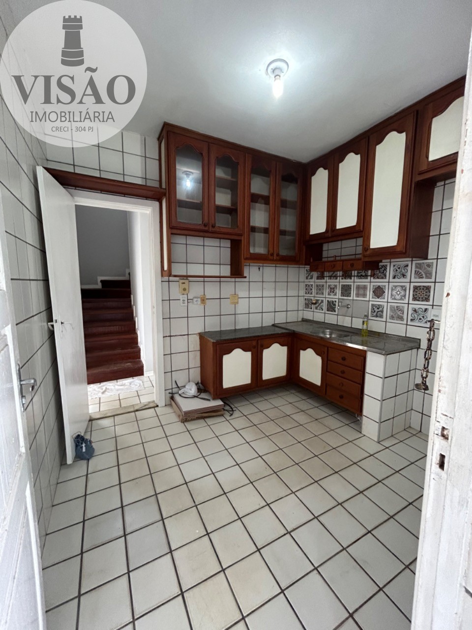 Casa para alugar com 5 quartos, 250m² - Foto 8