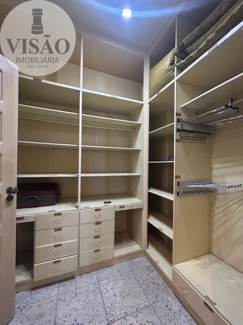 Cobertura à venda com 3 quartos, 210m² - Foto 18