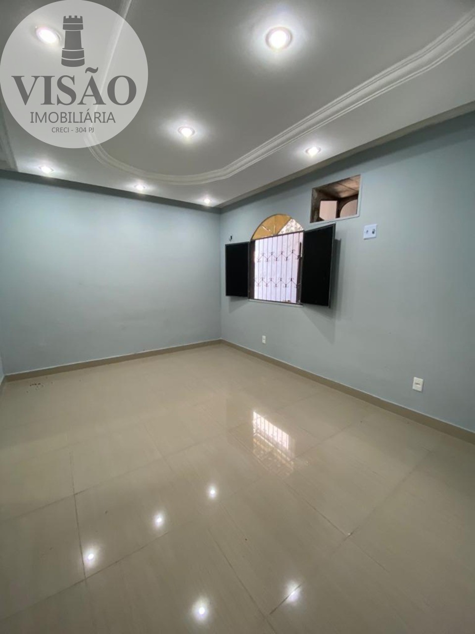 Casa à venda com 3 quartos, 250m² - Foto 7