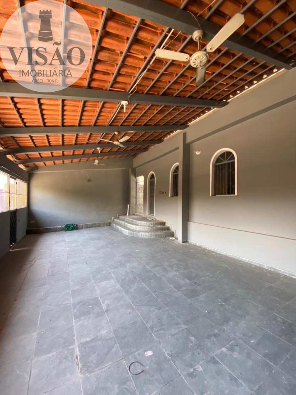 Casa à venda com 3 quartos, 250m² - Foto 9