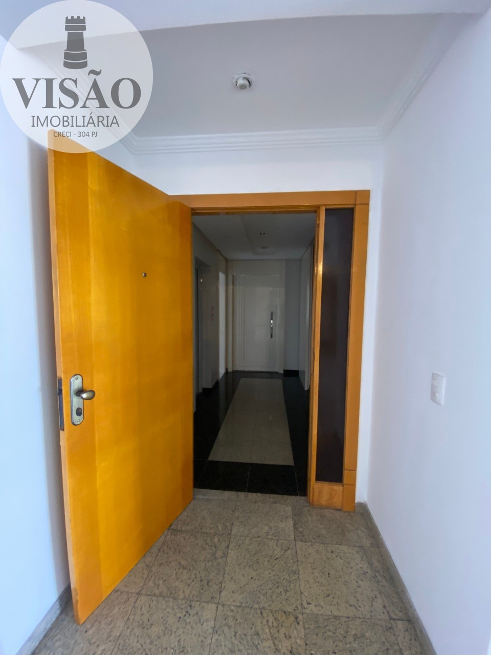 Apartamento à venda com 5 quartos, 223m² - Foto 9