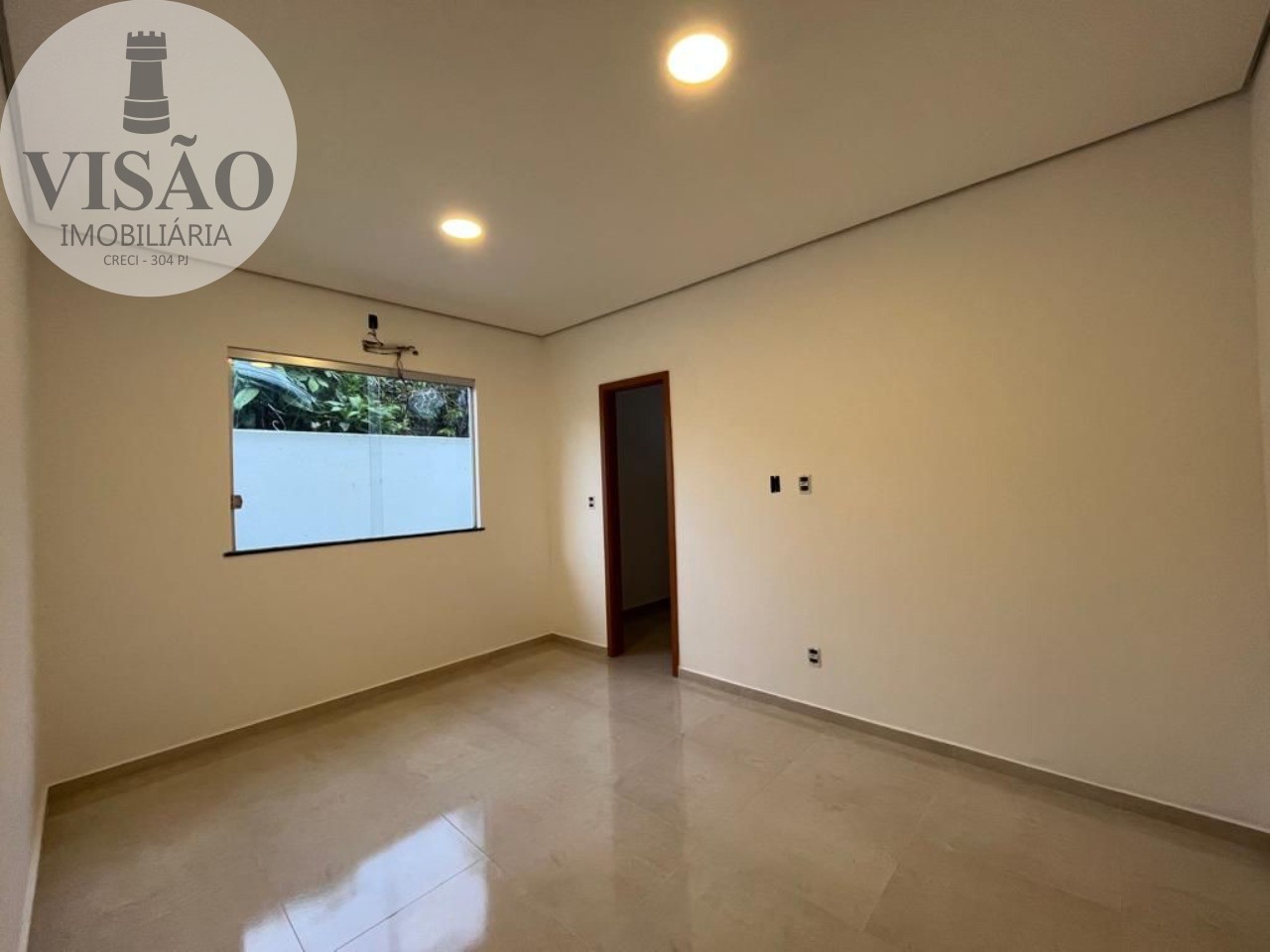 Casa à venda com 3 quartos, 100m² - Foto 9