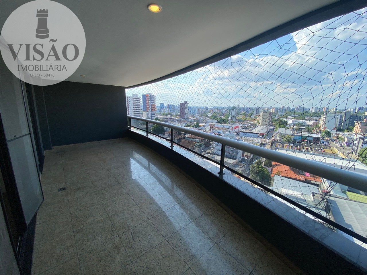 Apartamento à venda com 5 quartos, 223m² - Foto 2