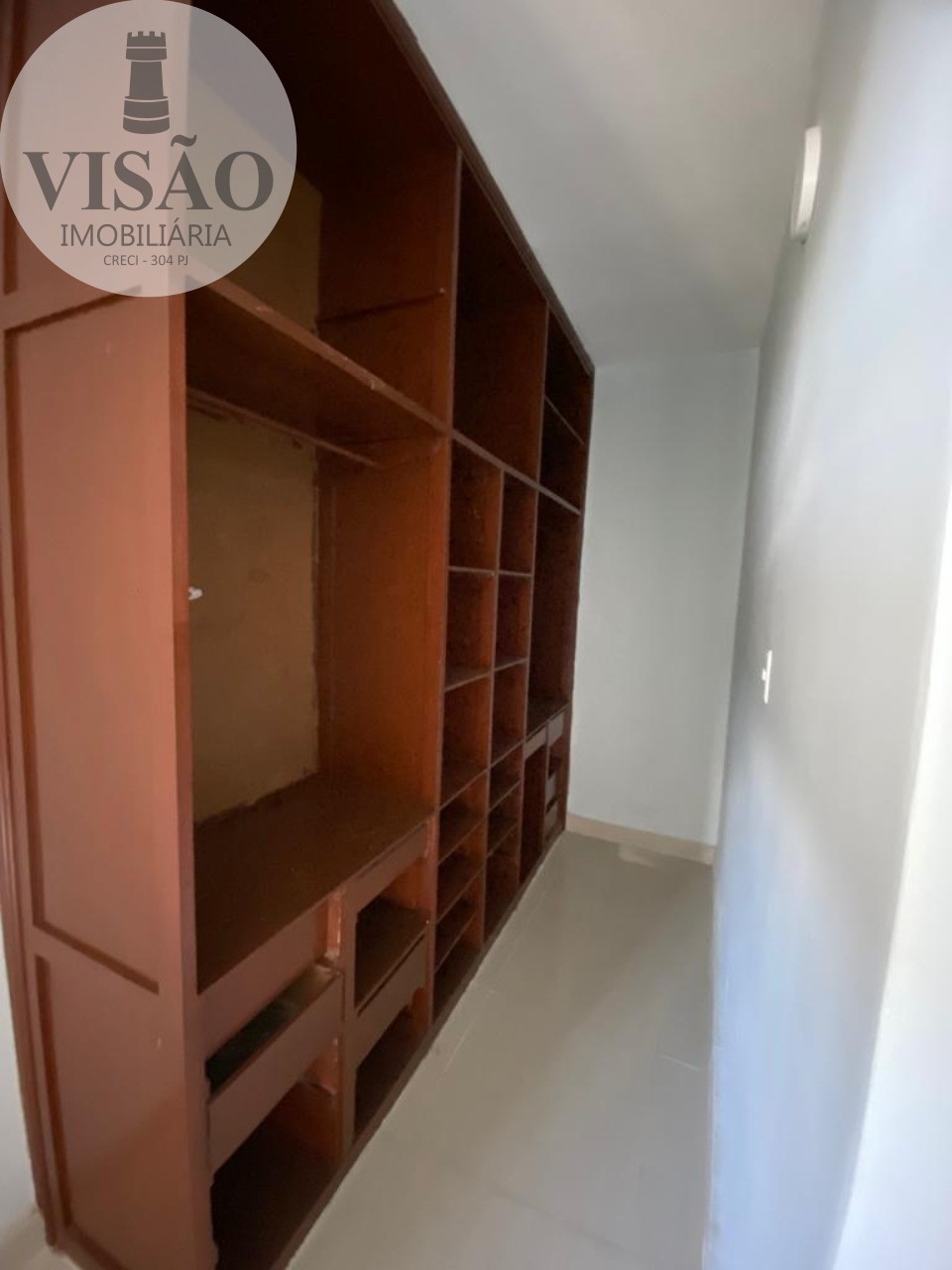 Casa à venda com 3 quartos, 250m² - Foto 5