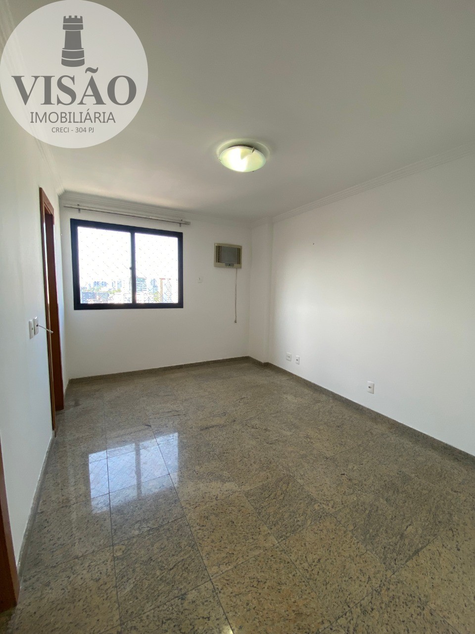 Apartamento à venda com 5 quartos, 223m² - Foto 17