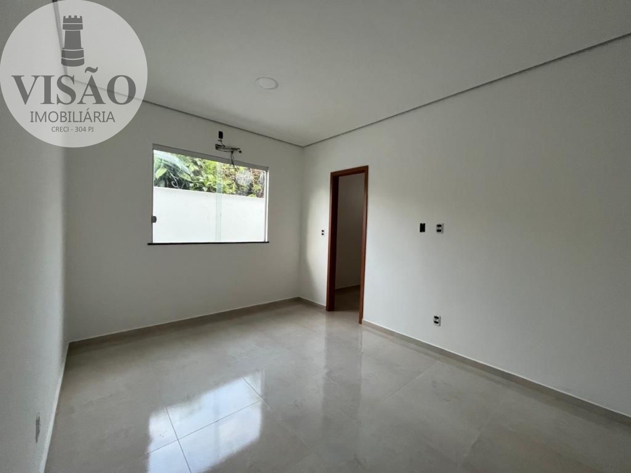 Casa à venda com 3 quartos, 100m² - Foto 6