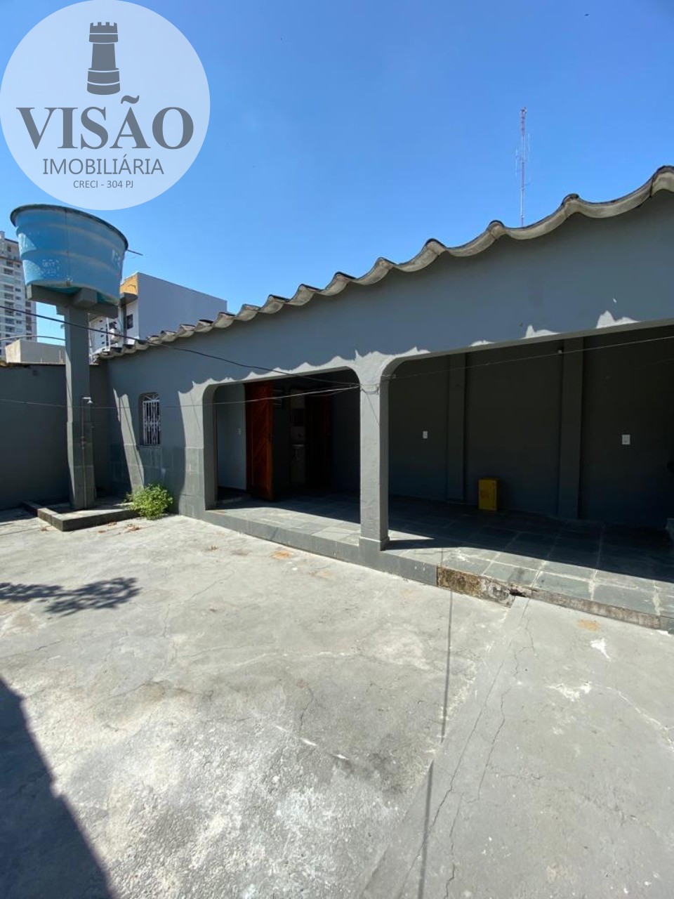 Casa à venda com 3 quartos, 250m² - Foto 11