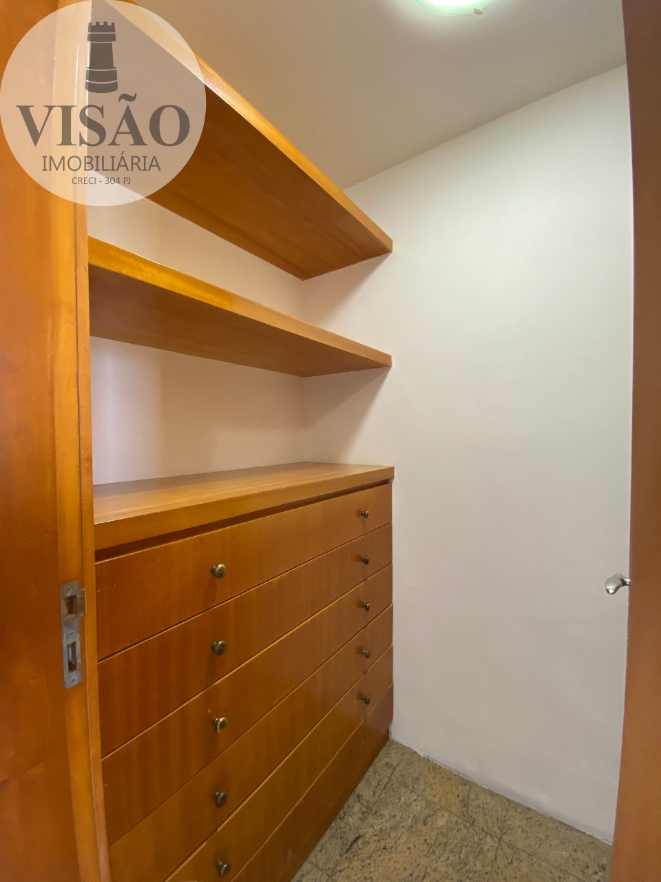 Apartamento à venda com 5 quartos, 223m² - Foto 18