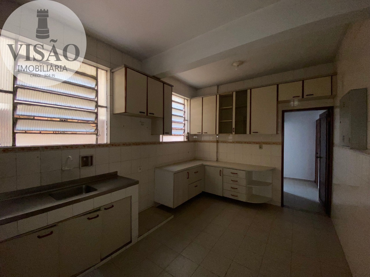 Apartamento à venda com 3 quartos, 114m² - Foto 11