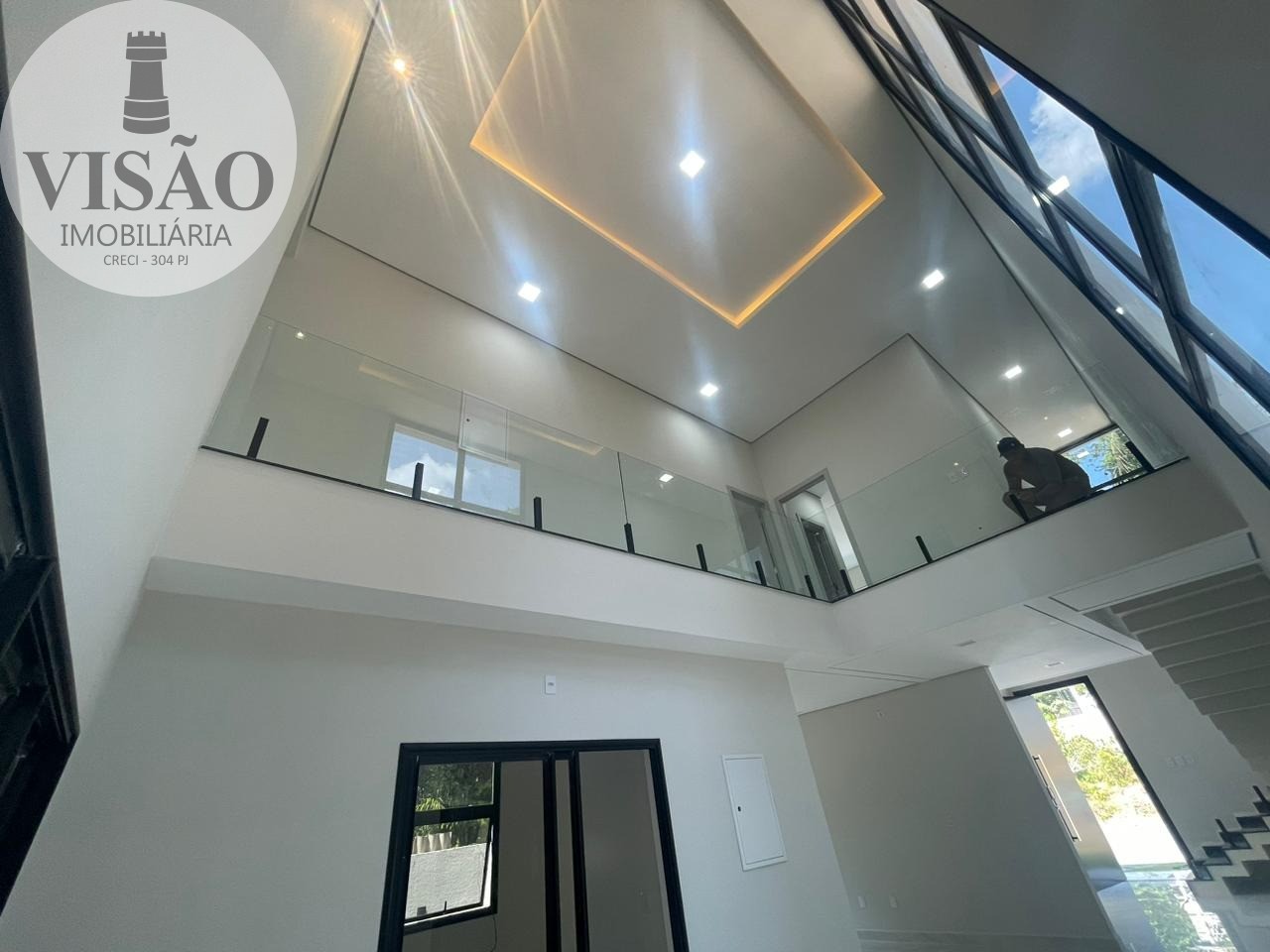 Casa à venda com 3 quartos, 300m² - Foto 3