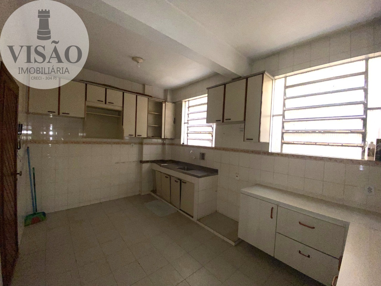 Apartamento à venda com 3 quartos, 114m² - Foto 10