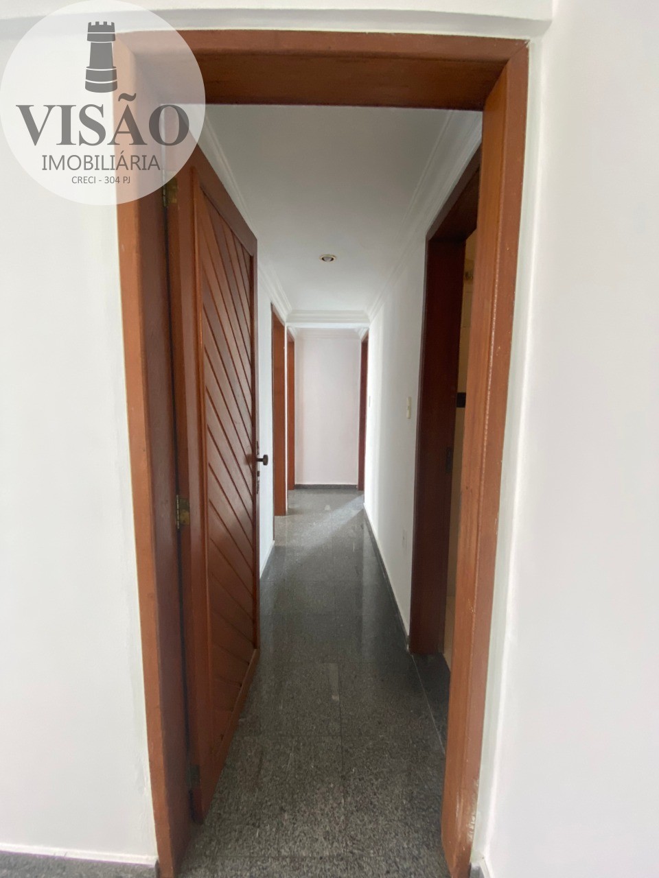 Apartamento à venda com 3 quartos, 114m² - Foto 3