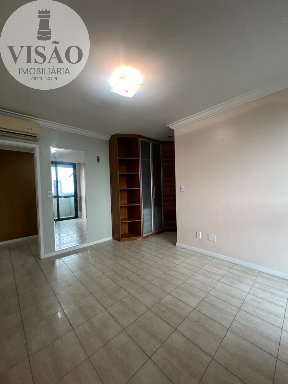 Apartamento à venda com 4 quartos, 207m² - Foto 17