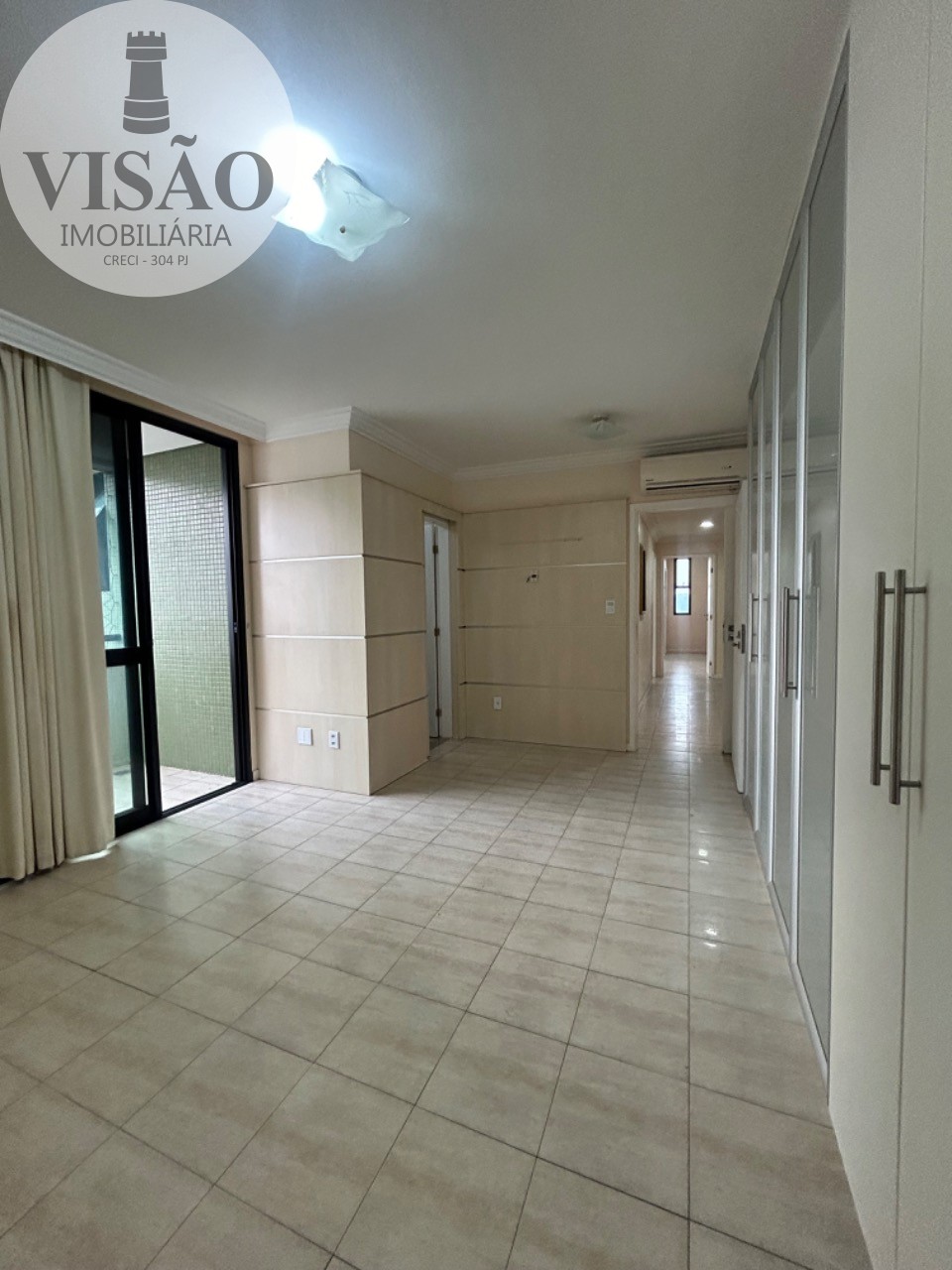 Apartamento à venda com 4 quartos, 207m² - Foto 13