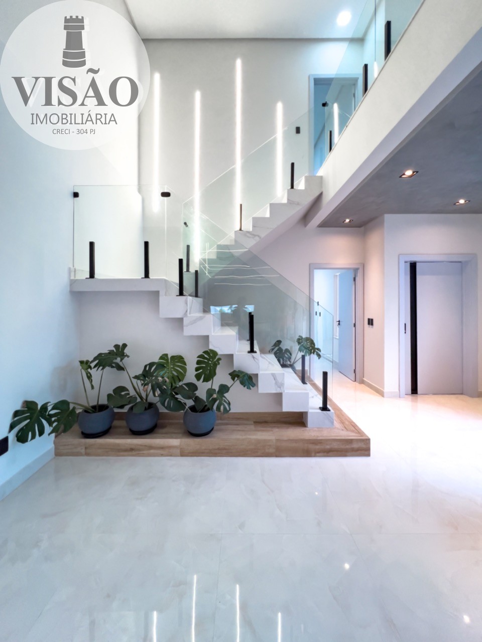 Casa à venda com 4 quartos, 350m² - Foto 4