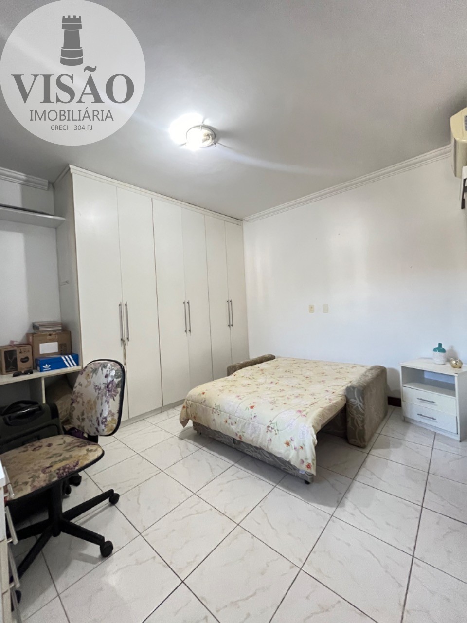 Casa à venda com 3 quartos, 328m² - Foto 12