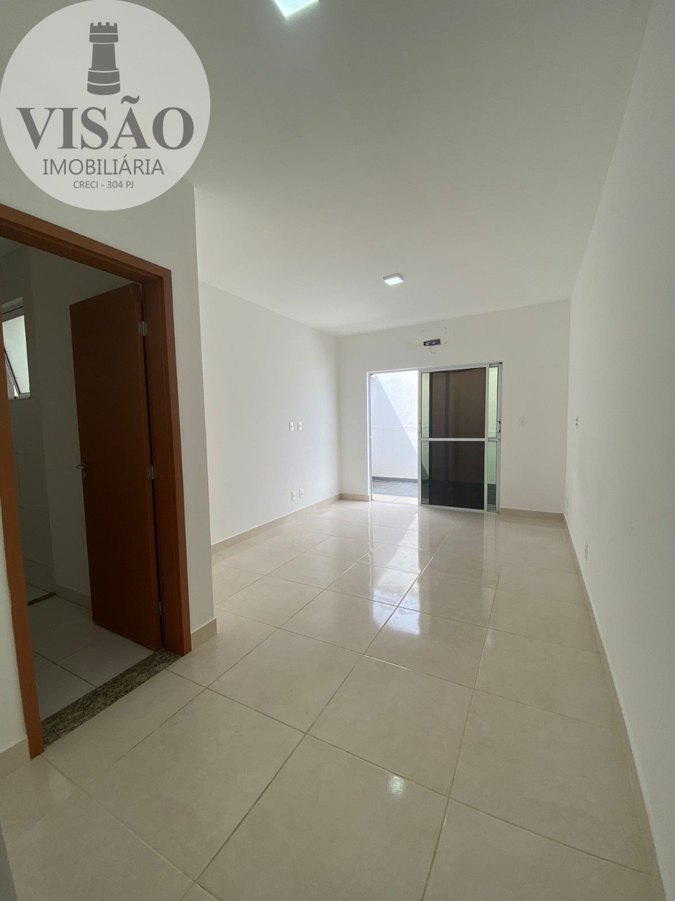 Casa para alugar com 2 quartos, 72m² - Foto 5