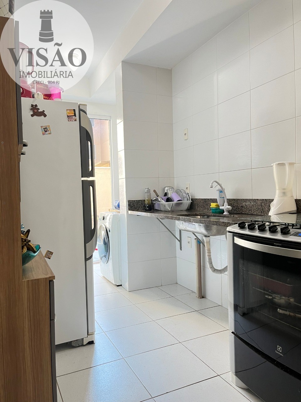 Apartamento à venda com 3 quartos, 83m² - Foto 3