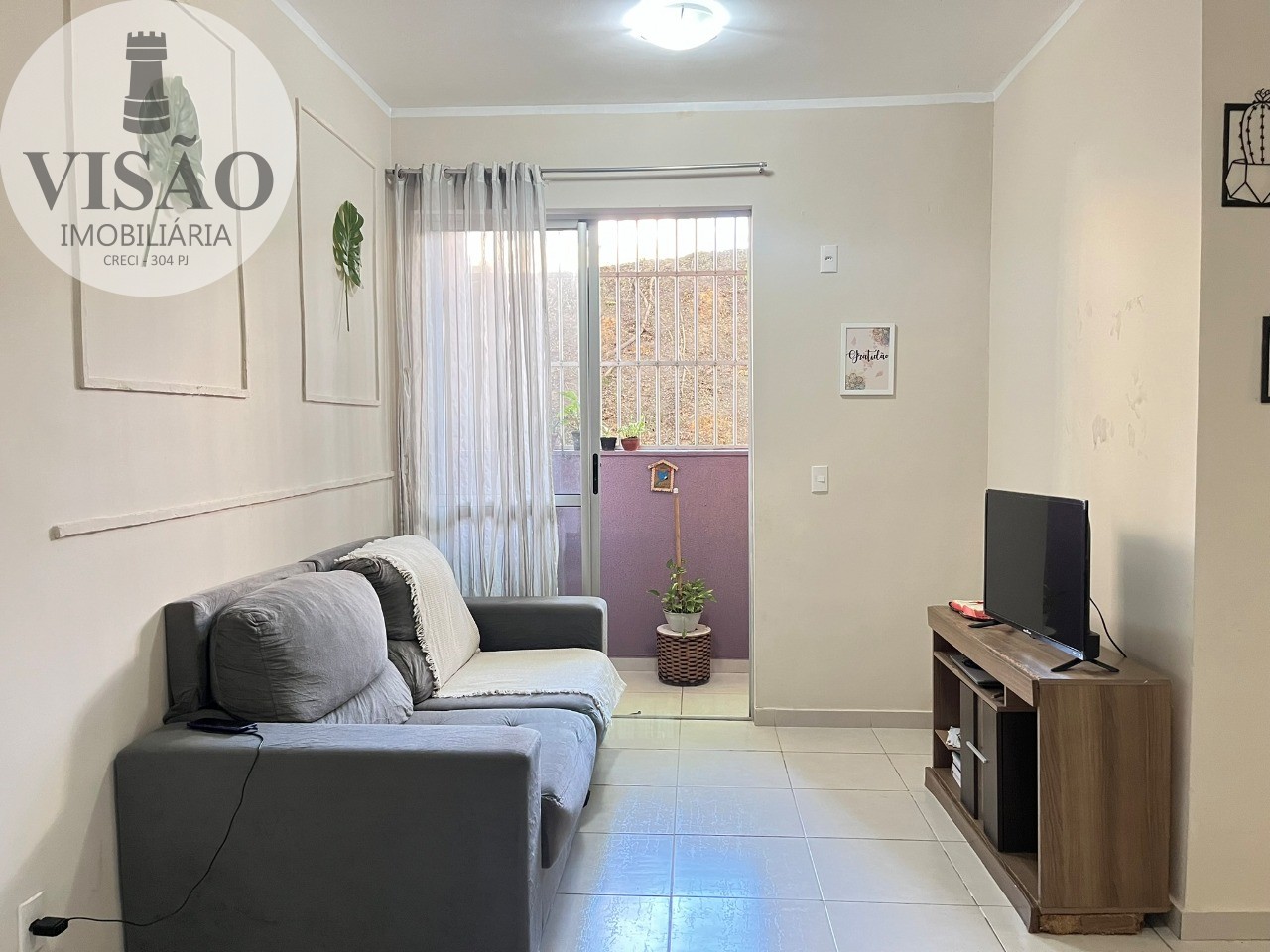 Apartamento à venda com 3 quartos, 83m² - Foto 1