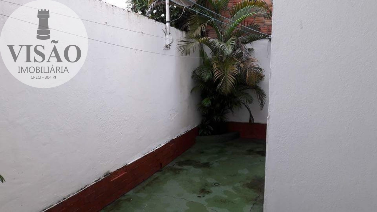 Casa para alugar com 3 quartos, 170m² - Foto 14