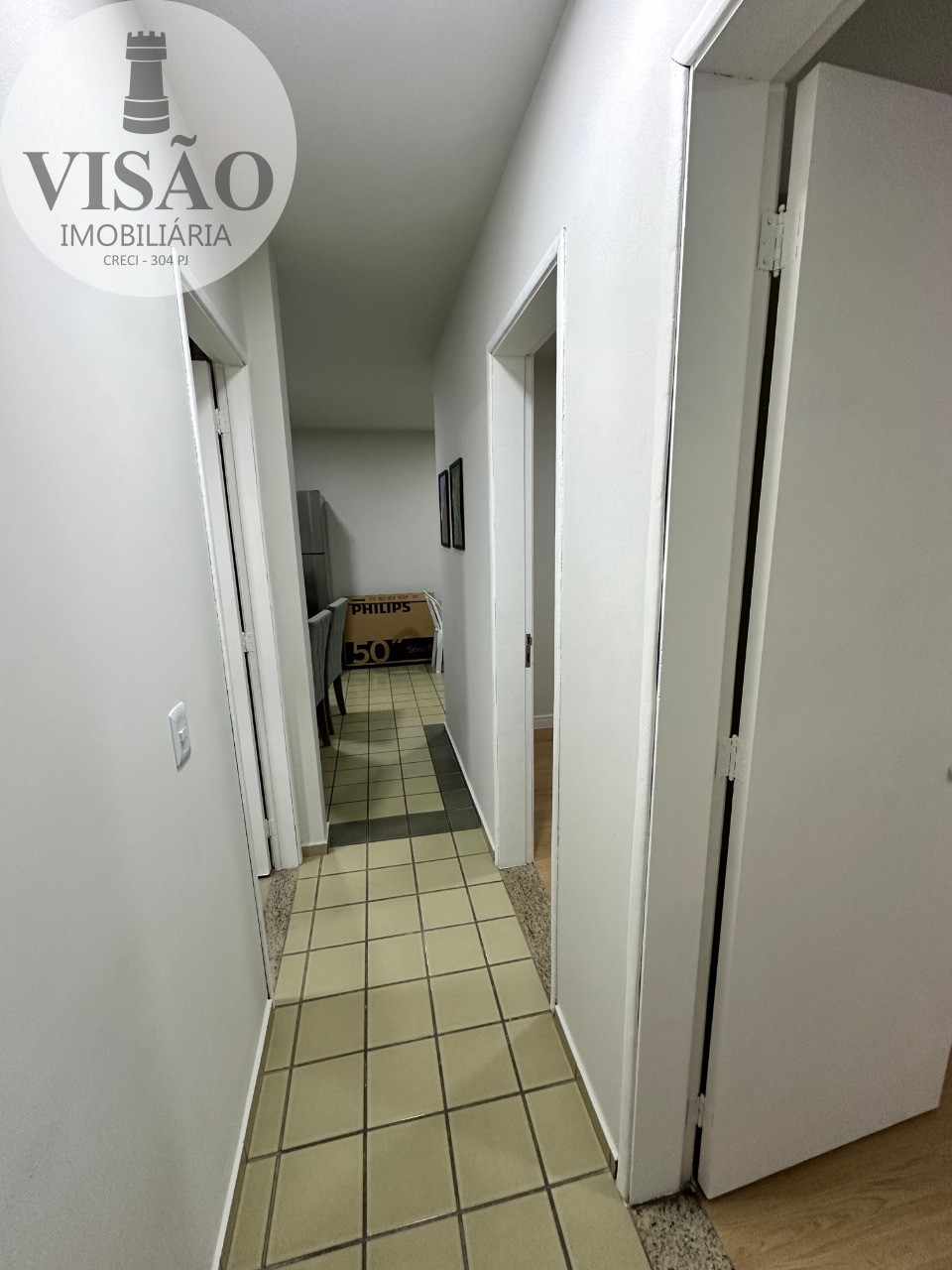 Apartamento à venda com 3 quartos, 77m² - Foto 4