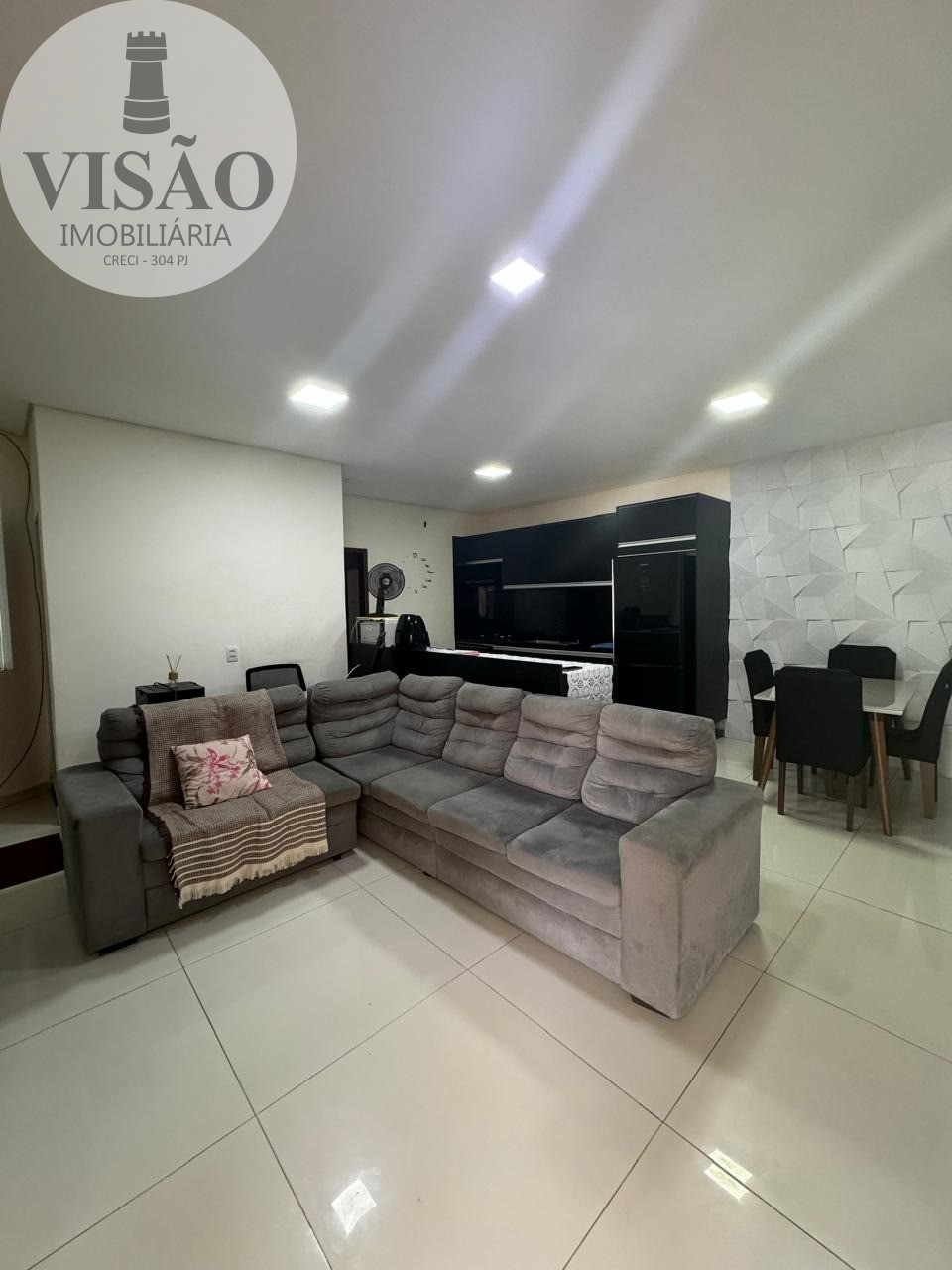 Casa à venda com 2 quartos, 1030m² - Foto 7