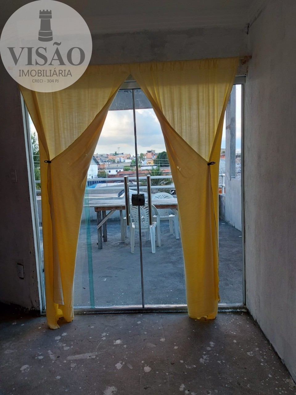 Casa à venda com 5 quartos, 160m² - Foto 3