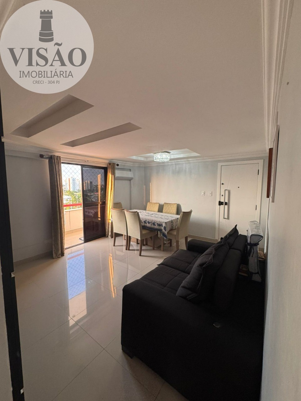 Apartamento à venda com 3 quartos, 98m² - Foto 1