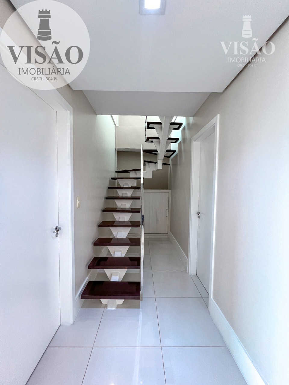 Cobertura para alugar com 3 quartos, 215m² - Foto 10