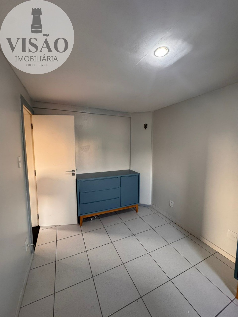 Apartamento à venda com 3 quartos, 98m² - Foto 4