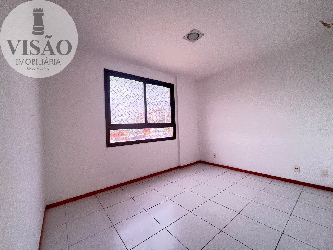 Apartamento à venda com 3 quartos, 110m² - Foto 6