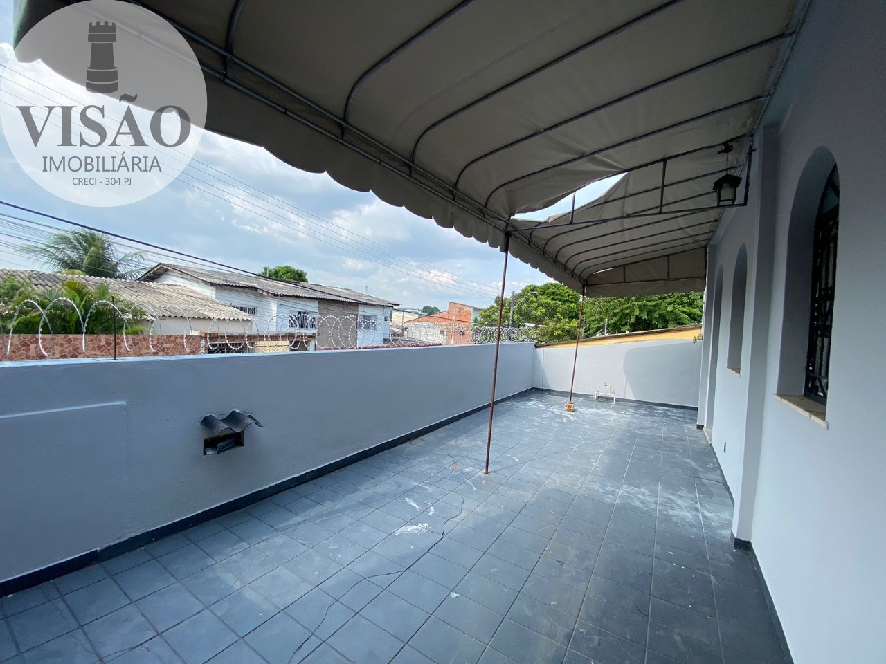 Prédio Inteiro para alugar com 3 quartos, 300m² - Foto 17