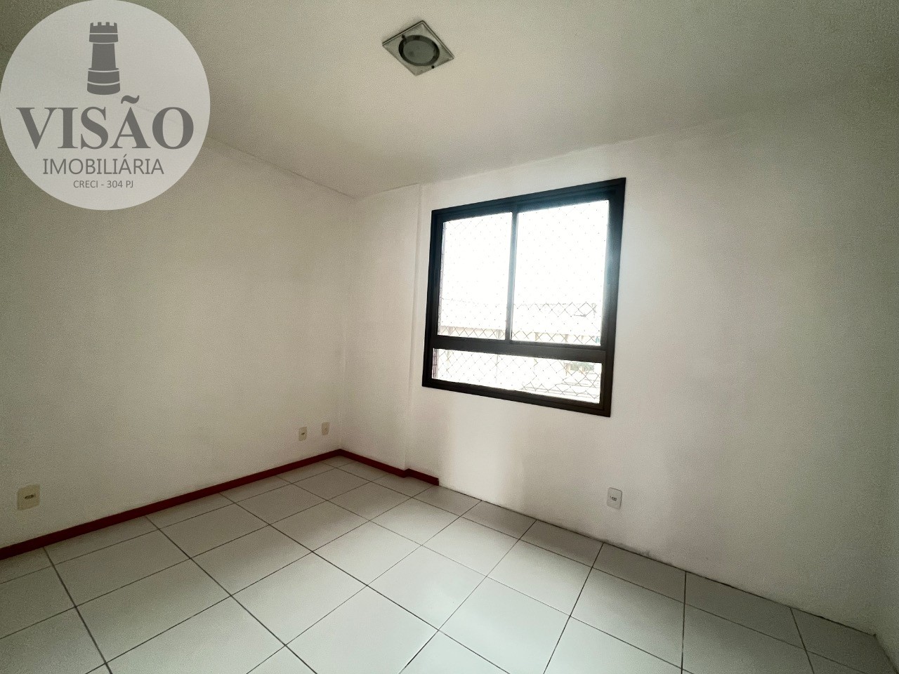 Apartamento à venda com 3 quartos, 110m² - Foto 8