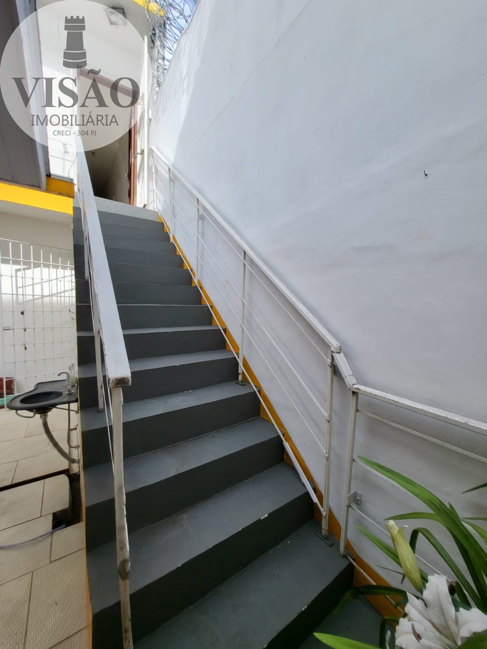 Casa à venda e aluguel com 2 quartos, 100m² - Foto 26