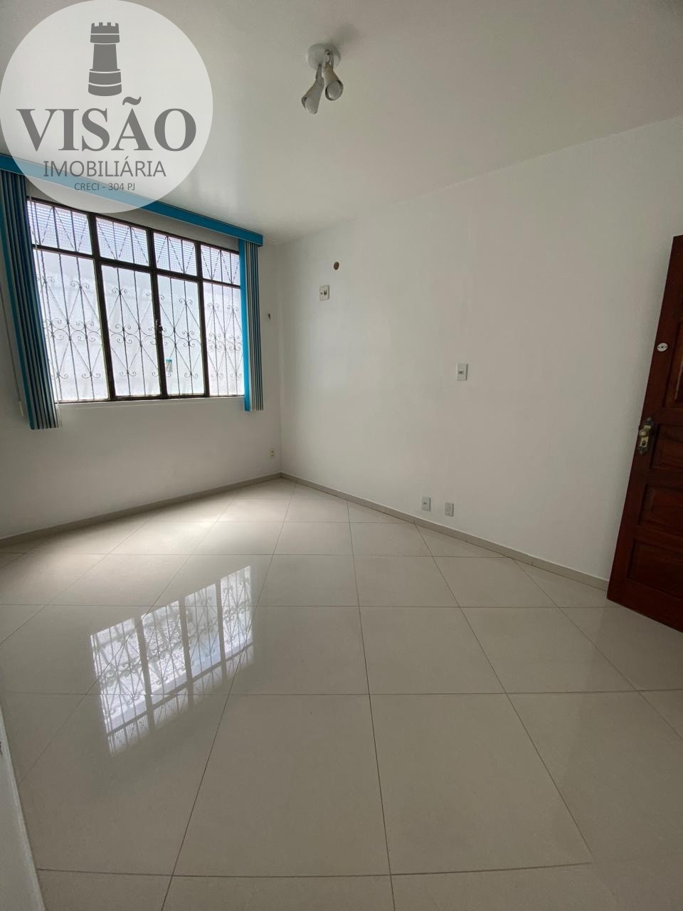 Casa à venda e aluguel com 2 quartos, 100m² - Foto 10