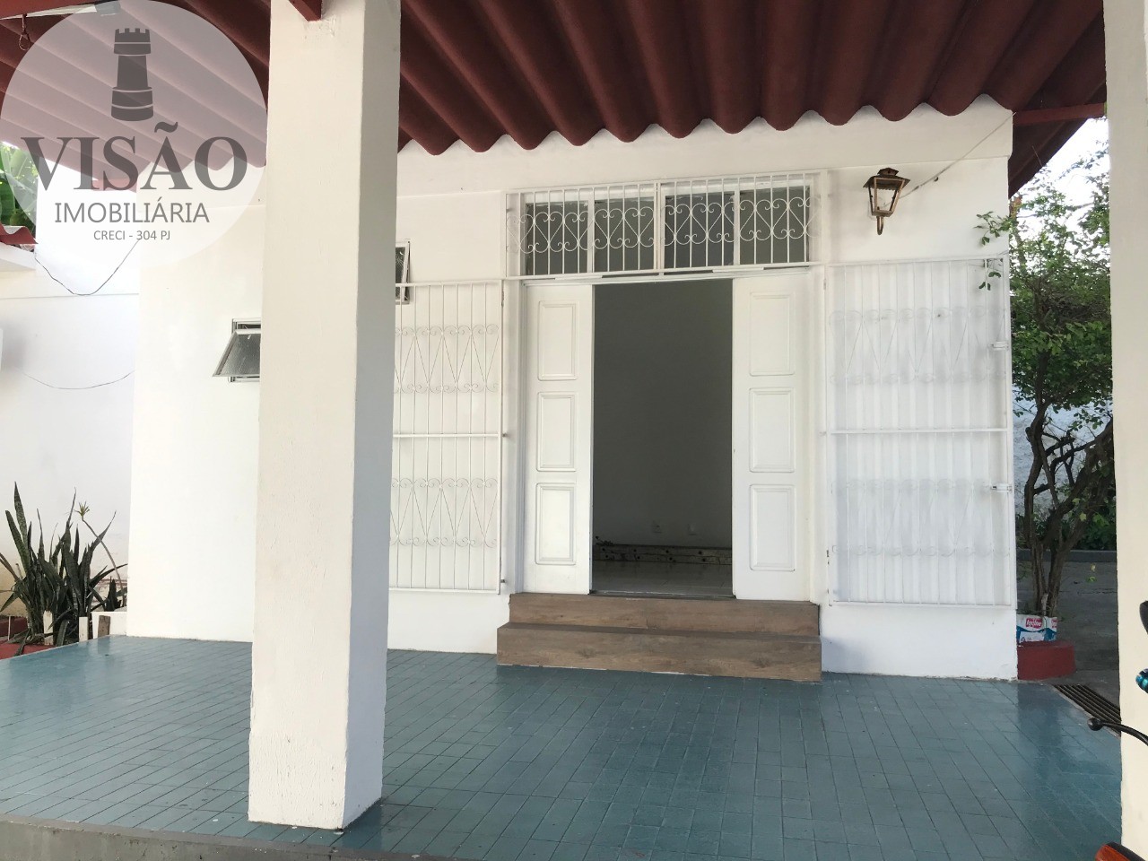 Prédio Inteiro para alugar com 4 quartos, 250m² - Foto 1