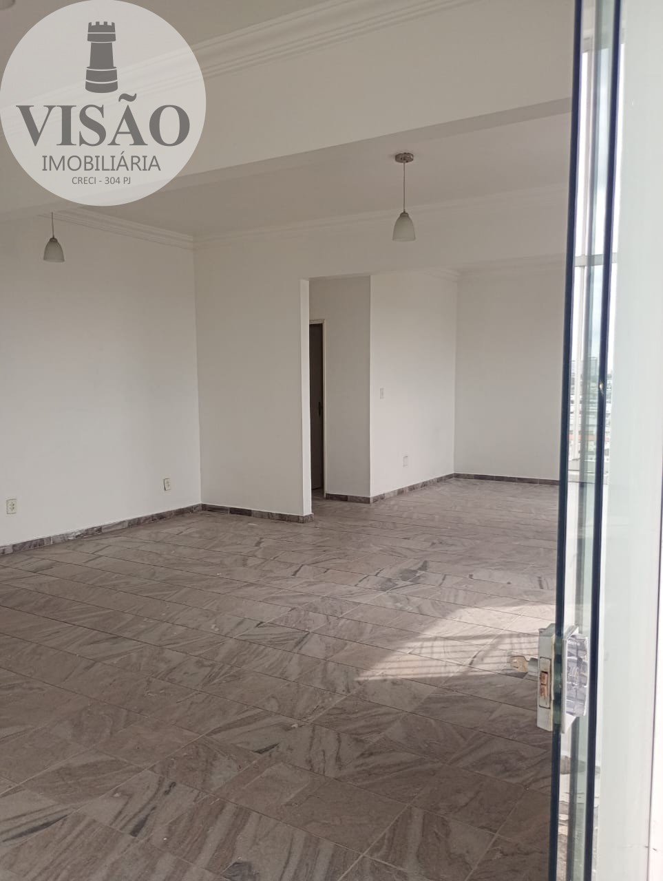 Cobertura à venda com 4 quartos, 225m² - Foto 3