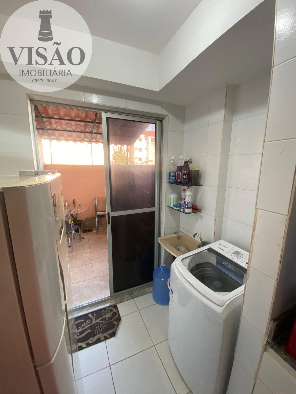 Apartamento para alugar com 2 quartos, 69m² - Foto 9