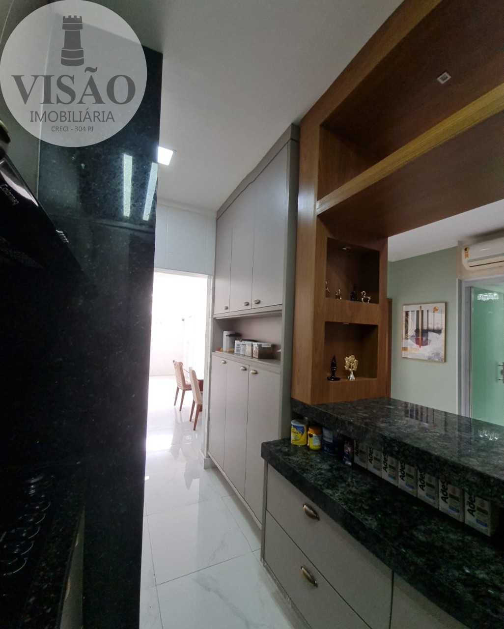 Apartamento à venda com 3 quartos, 100m² - Foto 8